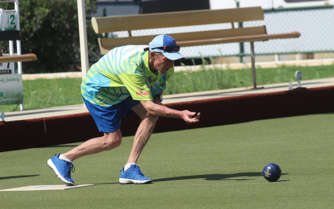 Redman and Dewar set up another final showdown at the Narrabri Bowling Club