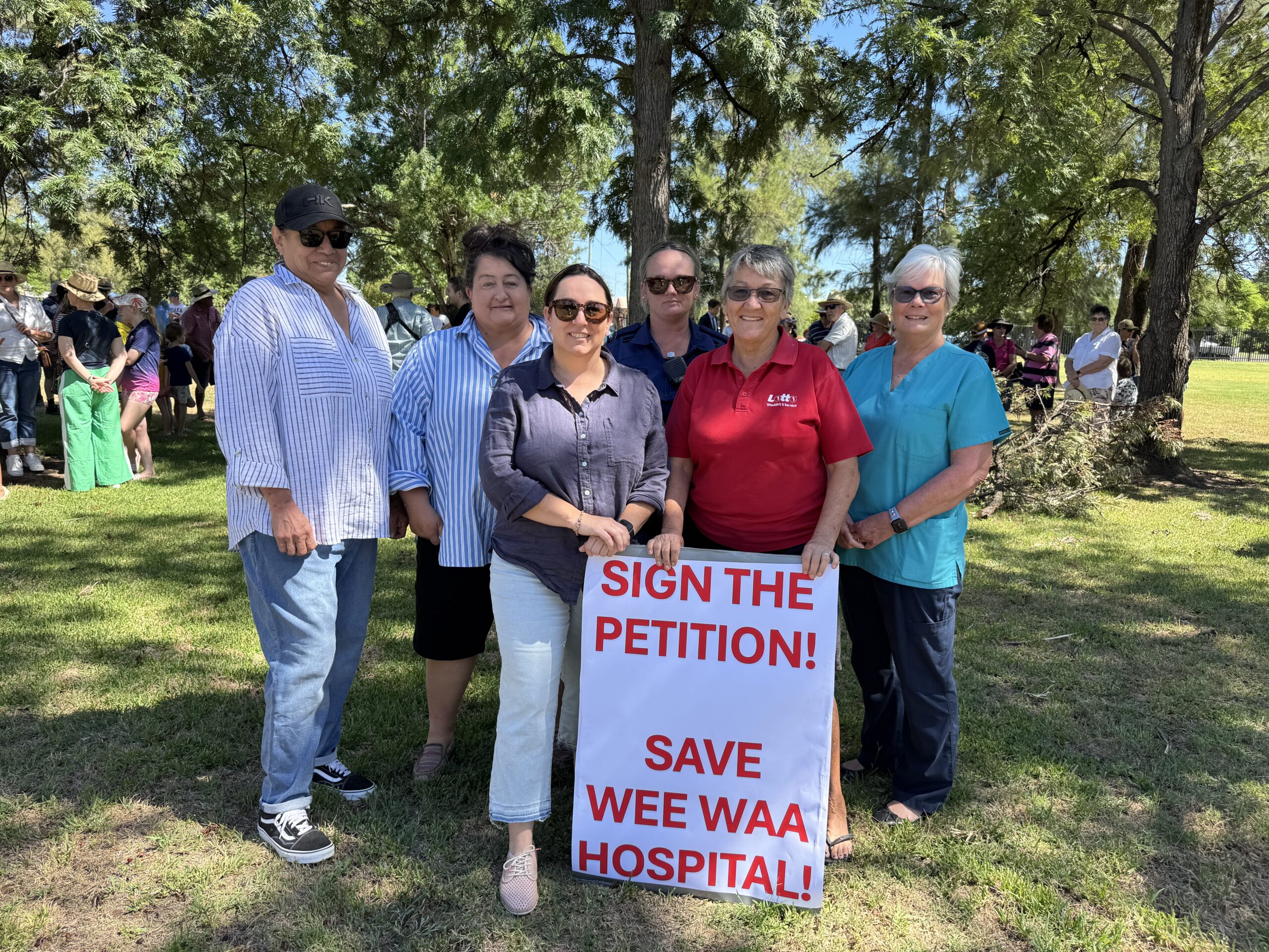 Lisa Snell, Mel Schwager, Ainsley Caulfield, Marie Taylor, front, Donna Phillips and Roxanne Whitton.