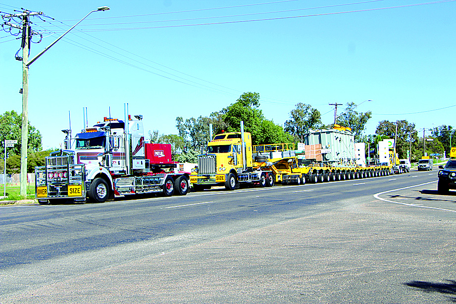 Big rig destined for Uralla solar farm