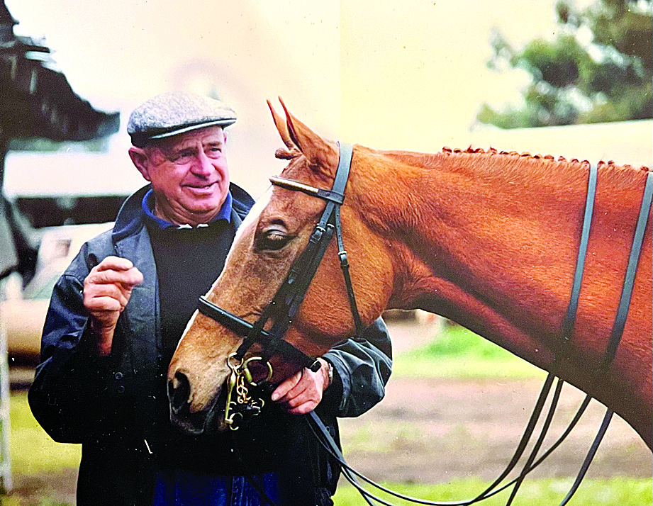 Houguet family donates trophy for champion floral exhibit