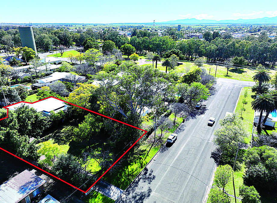 Impressive family home – premier location
