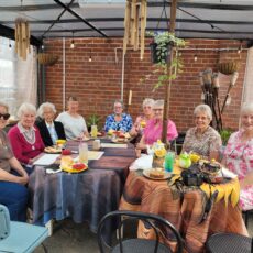 Friends catch up with Beris