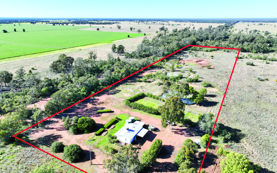 Well-presented private country retreat