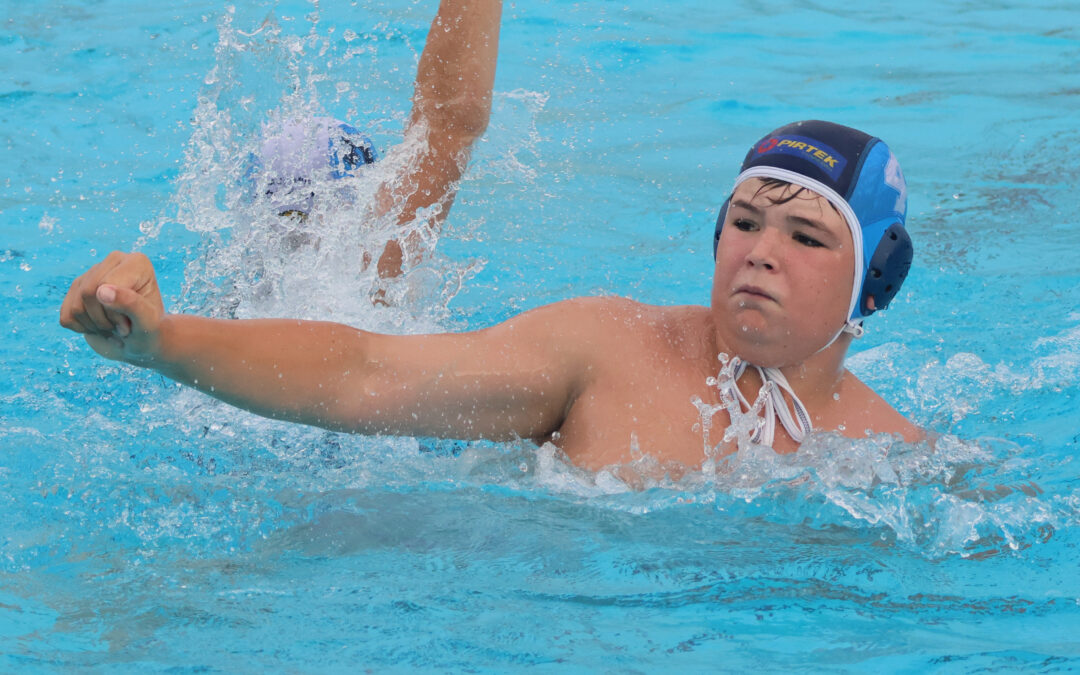 Barracudas win big ahead of two close senior contests water polo competition
