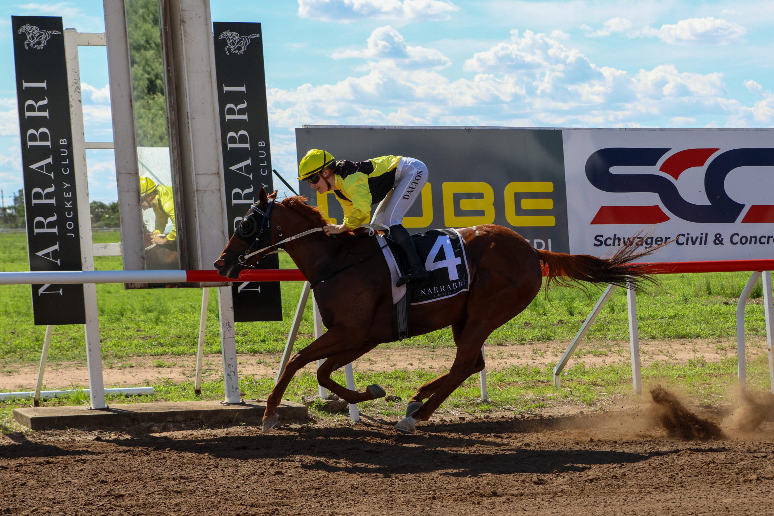 Racing returns to Narrabri as Gerety claims the Cup