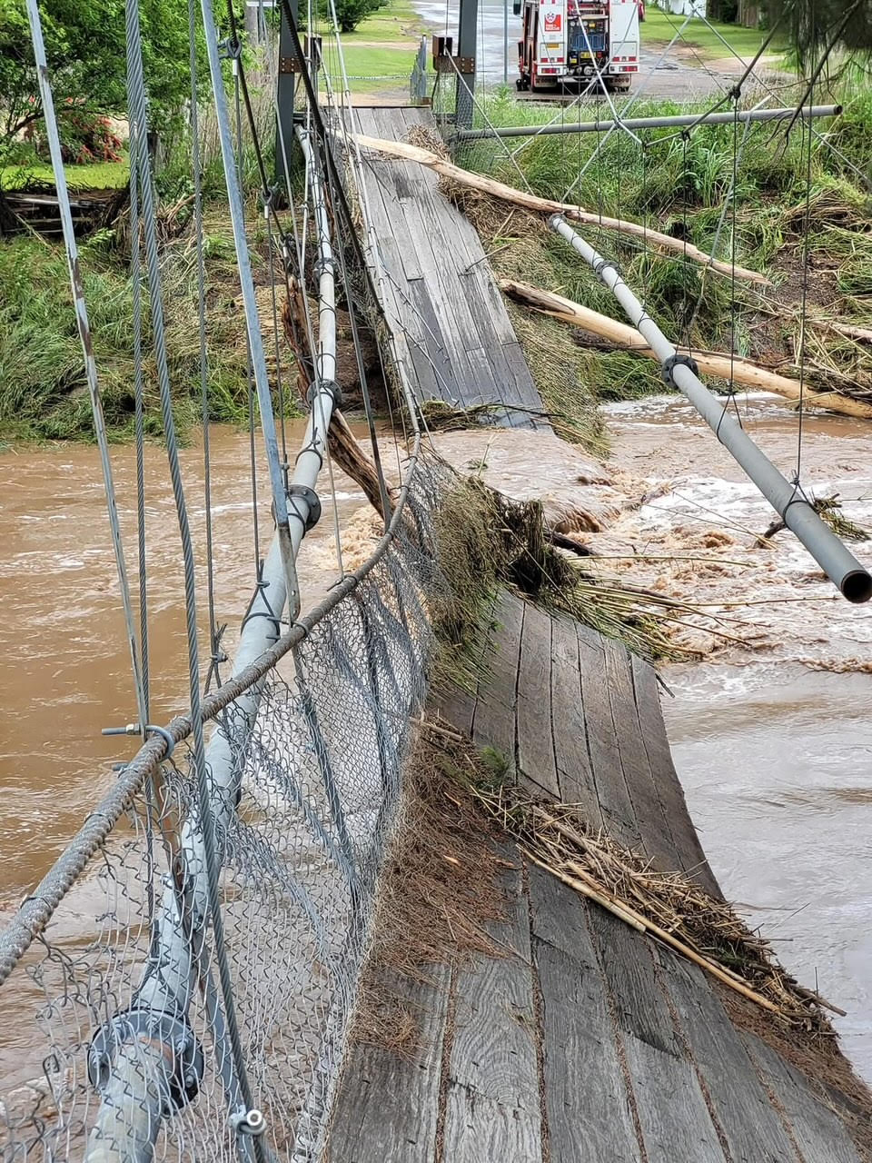 Construction starts on replacement of Quirindi’s iconic Swinging Bridge