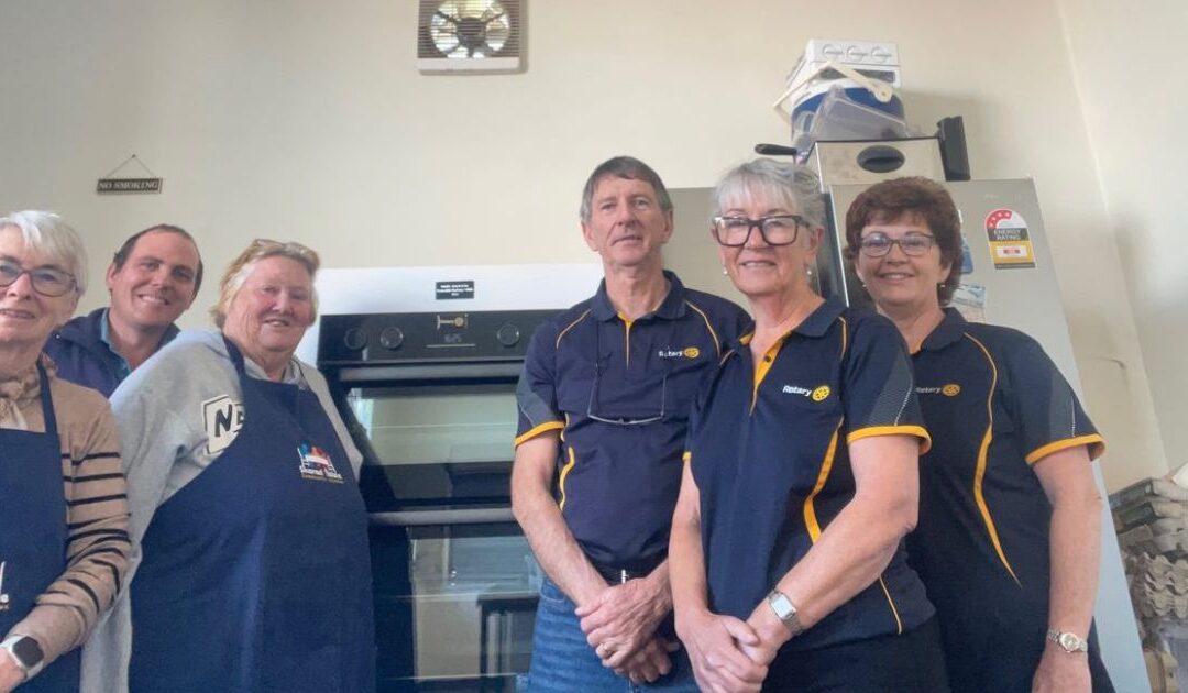Shared Table boosted by Rotary oven donation