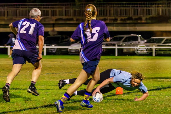 Millie Thibault scoring for One Hit Wonders. Photo: Bruce Malcolm.
