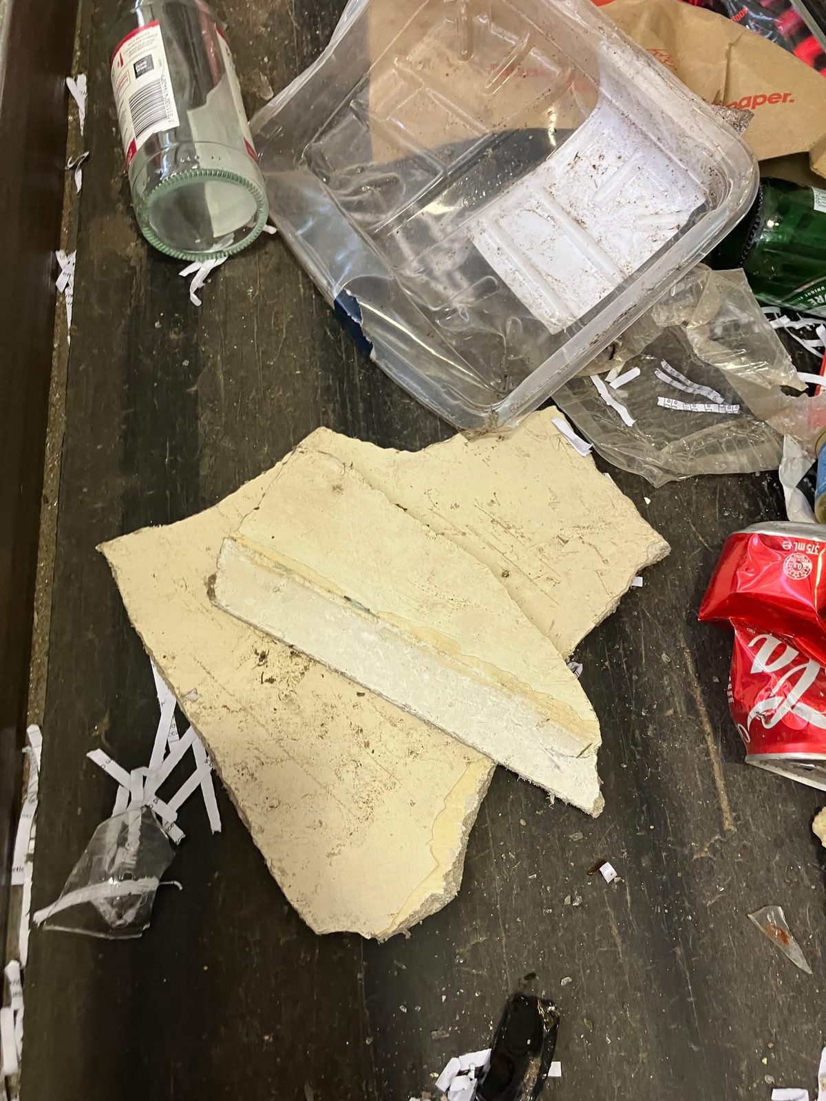 Free asbestosdisposal trial aims tocurb illegal dumping