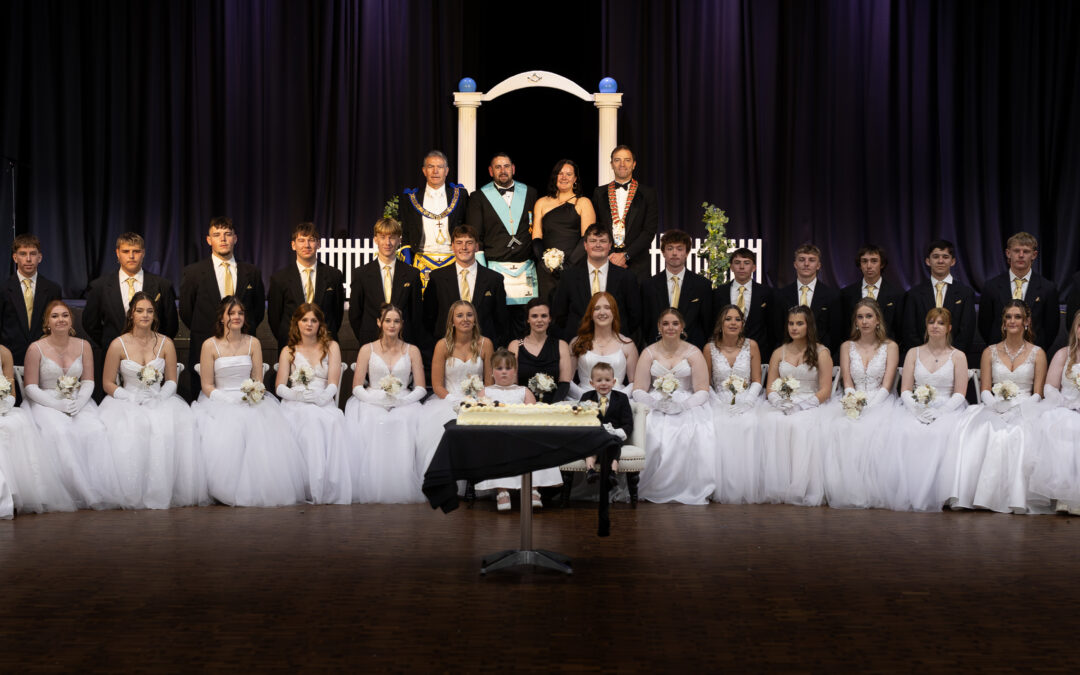 Tradition celebrated at Lodge Namoi debutante ball