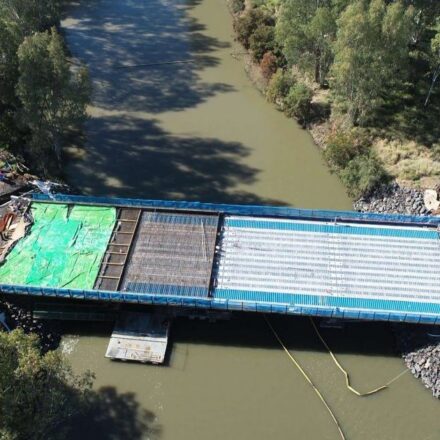 Countdown on as new Violet Street bridge takes shape